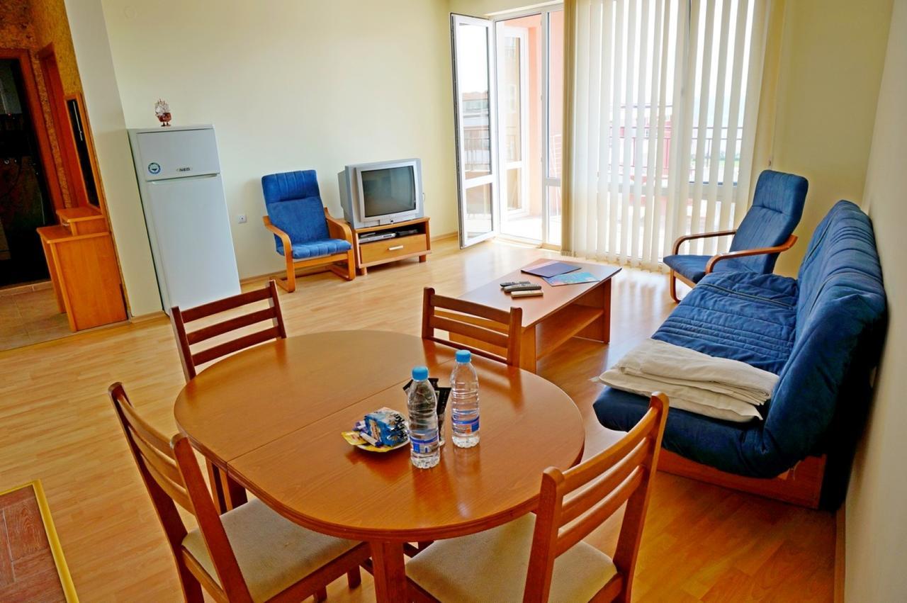 Gt Privilege Fort Beach Apartments Elenite Exterior photo